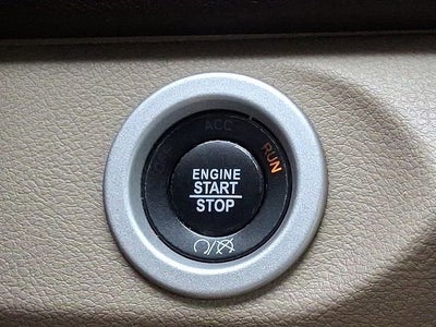 2017 RAM 1500 Laramie Crew Cab 4x4 5'7" Box