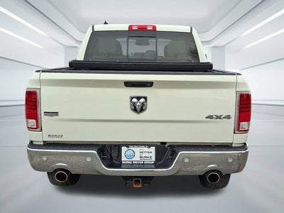 2017 RAM 1500 Laramie Crew Cab 4x4 5'7" Box