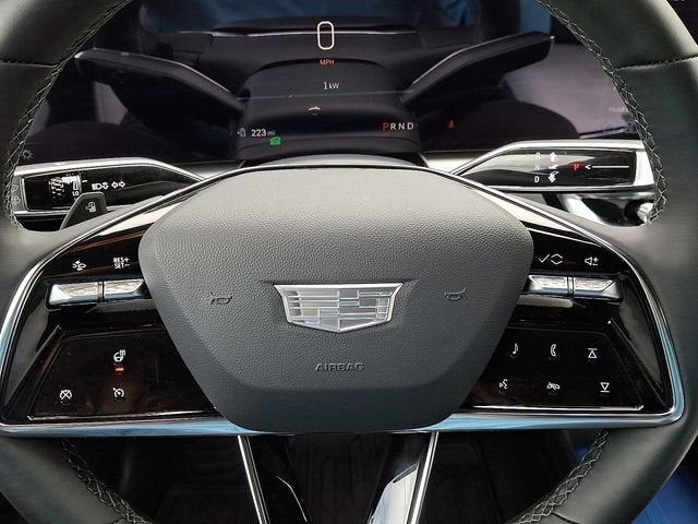 2025 Cadillac LYRIQ Luxury 1