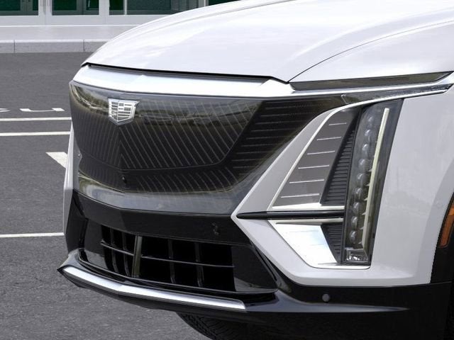 2025 Cadillac LYRIQ Luxury 2