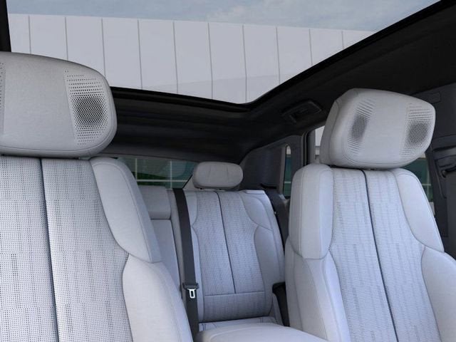 2025 Cadillac LYRIQ Sport 2