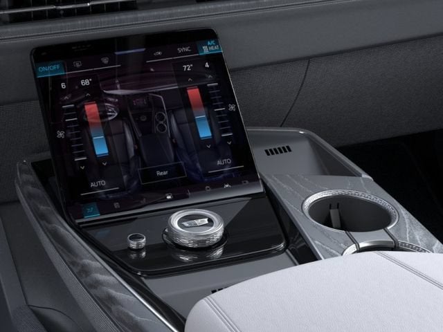 2026 Cadillac ESCALADE IQ Luxury