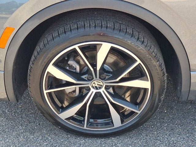 2022 Volkswagen Tiguan 2.0T SEL R-Line