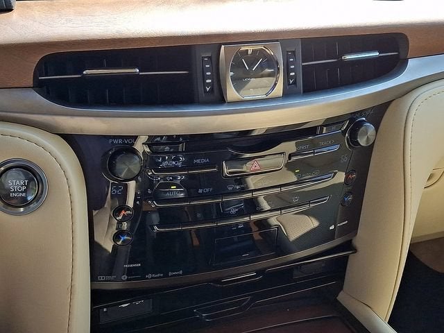 2021 Lexus LX 570 Two-Row