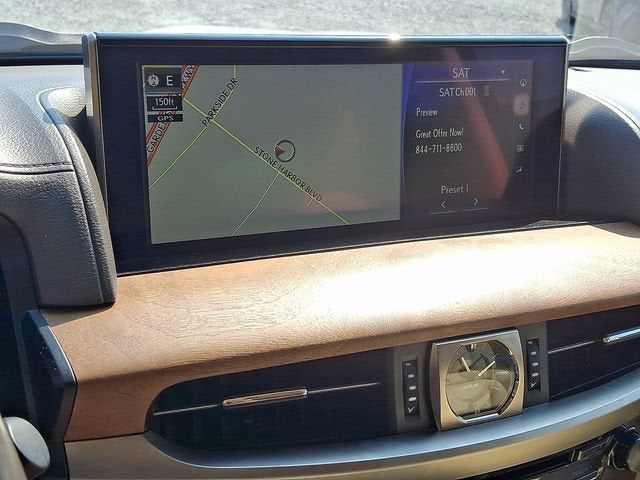2021 Lexus LX 570 Two-Row