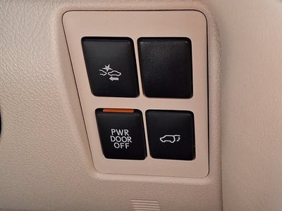 2021 Lexus LX 570 Two-Row
