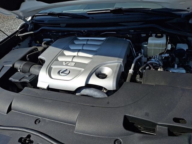 2021 Lexus LX 570 Two-Row
