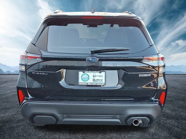 2025 Subaru FORESTER Touring Hybrid