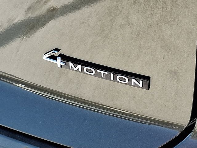 2026 Volkswagen Atlas Cross Sport 2.0T SEL R-Line Black