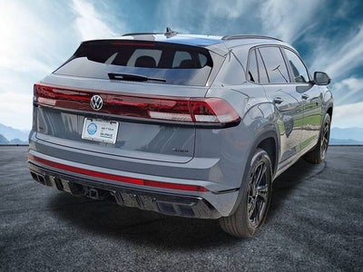 2026 Volkswagen Atlas Cross Sport 2.0T SEL R-Line Black