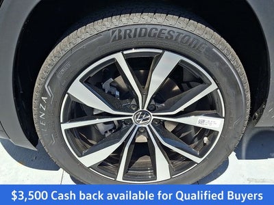 2026 Volkswagen Atlas 2.0T SEL Premium R-Line
