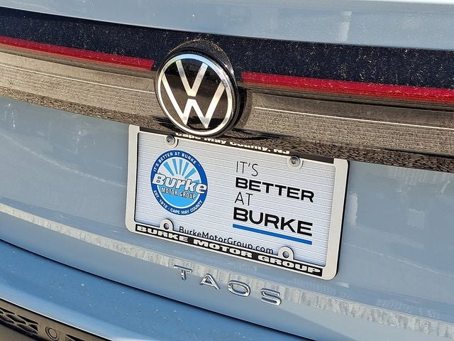 2026 Volkswagen Taos 1.5T SE Black