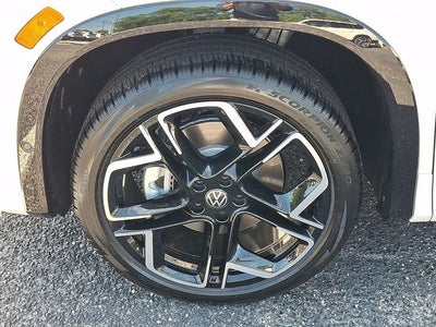 2026 Volkswagen Tiguan 2.0T SEL R-Line Turbo