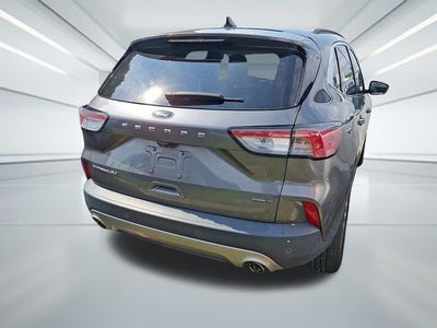 2022 Ford Escape Hybrid Titanium