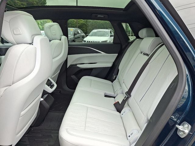 2025 Cadillac LYRIQ Luxury