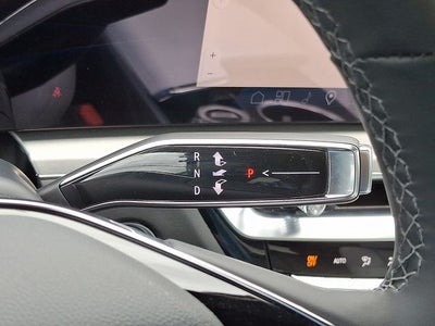 2025 Cadillac LYRIQ Luxury