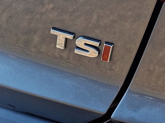 2018 Volkswagen Passat 2.0T SE w/Technology