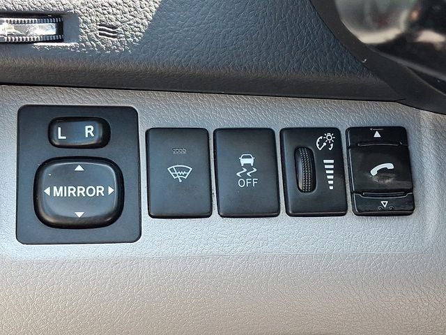 2011 Toyota Highlander Base
